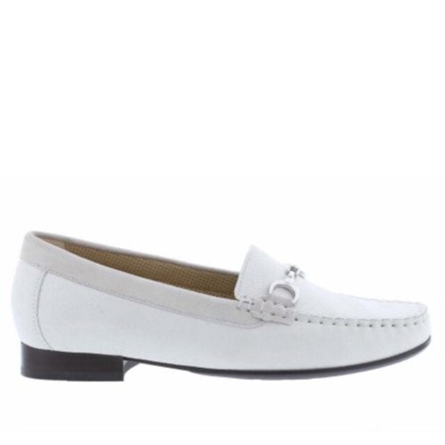 Loafer in wit leer Sioux Cortizia